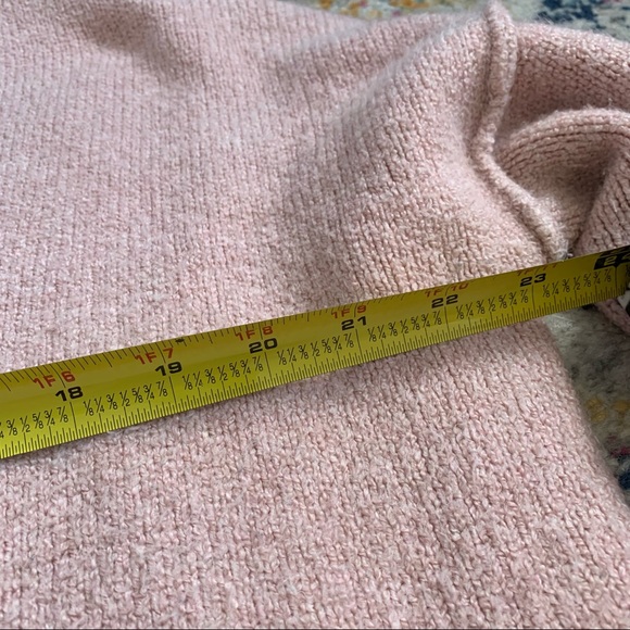 Revolve John + Jenn | Pale Pink V Neck Oversized Thick Sweater - Picture 9 of 11